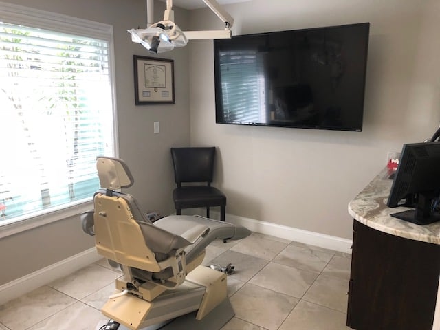 Raska Oral Surgery consult room