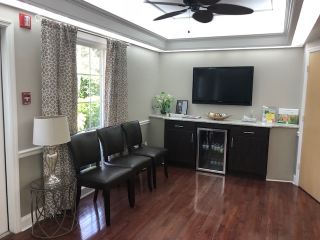 Raska Oral Surgery reception area